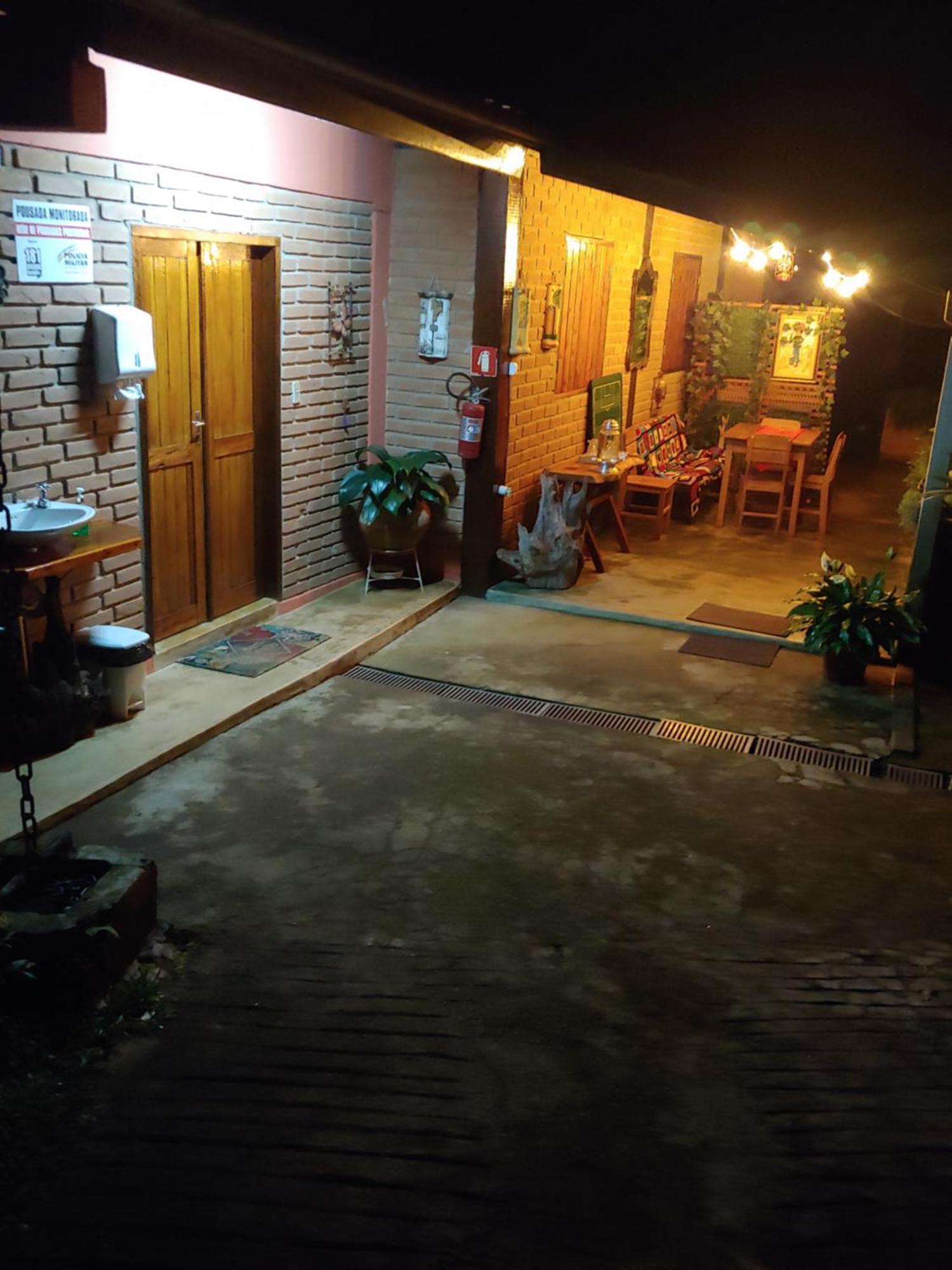 Pousada Recanto Da Vitoria Goncalves Bagian luar foto