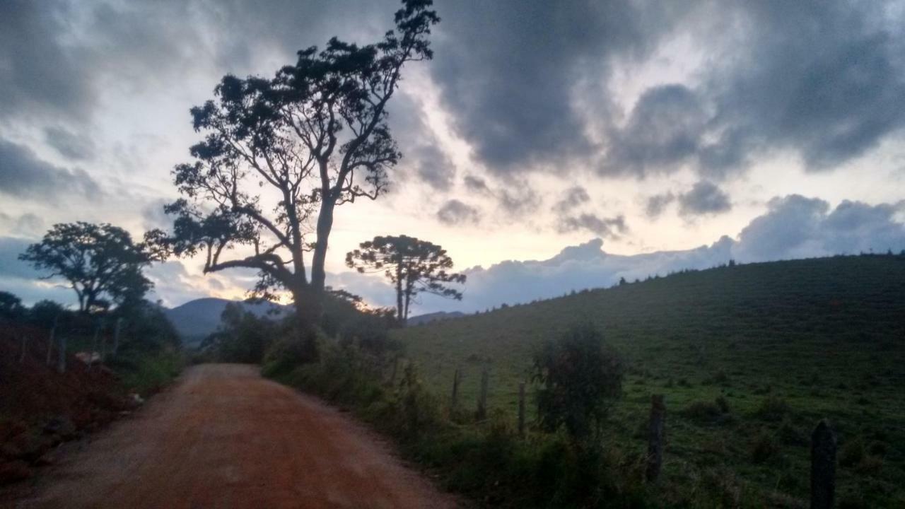 Pousada Recanto Da Vitoria Goncalves Bagian luar foto